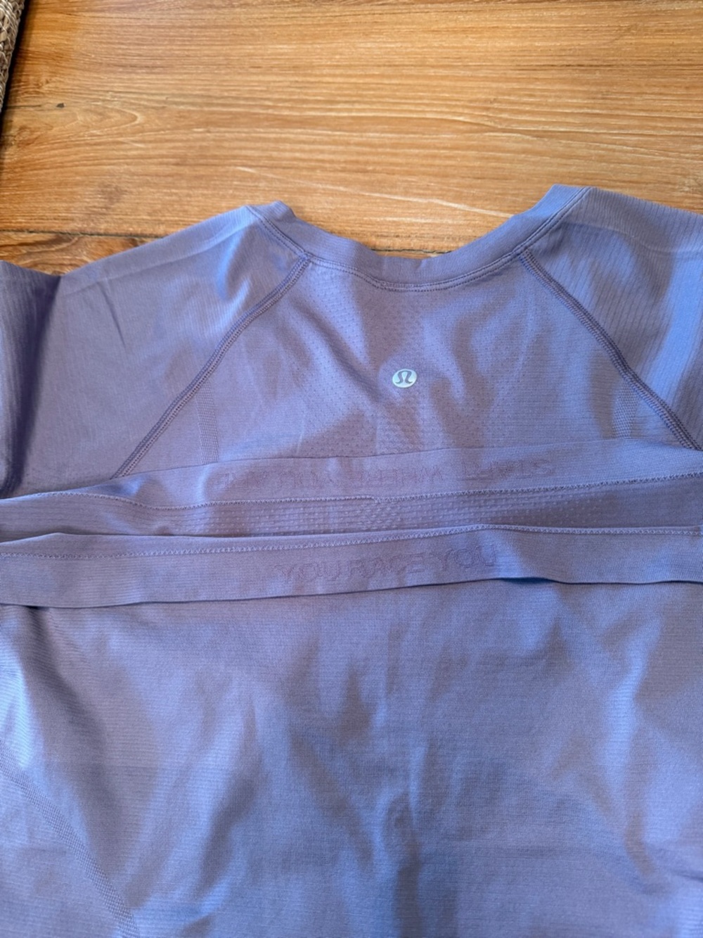 Lululemon Swiftly Tech Short-Sleeve Shirt 2.0 - Size 10 - Picture 4 of 4